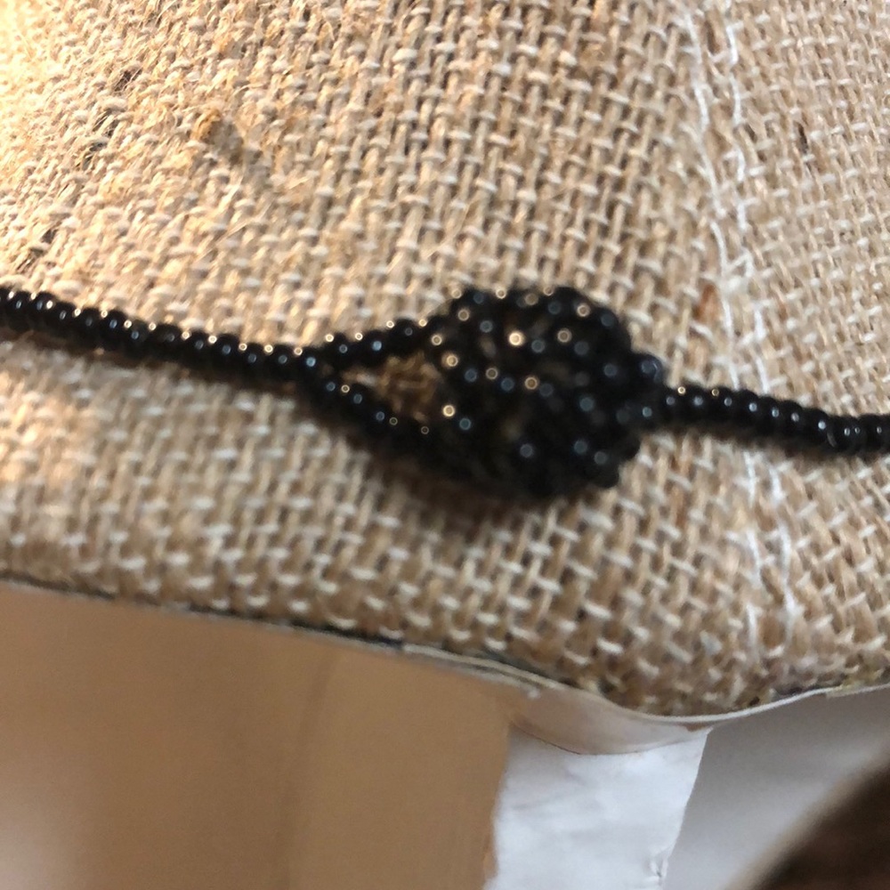 Shell Necklace - Picture 4 of 4
